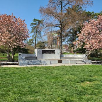 Eden Park - Memorial - Parks Near Me - Cincinnati, Ohio Eden Park - Memorial - Parks Near Me - Cincinnati, Ohio