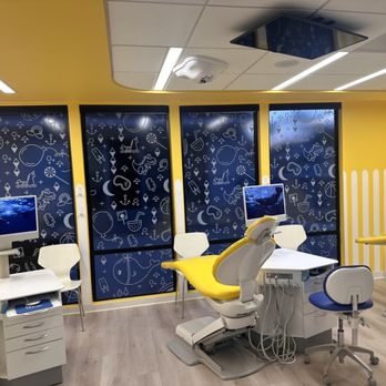 Tiny Tooth Co. - Pediatric Dentists Near Me - Costa Mesa, California