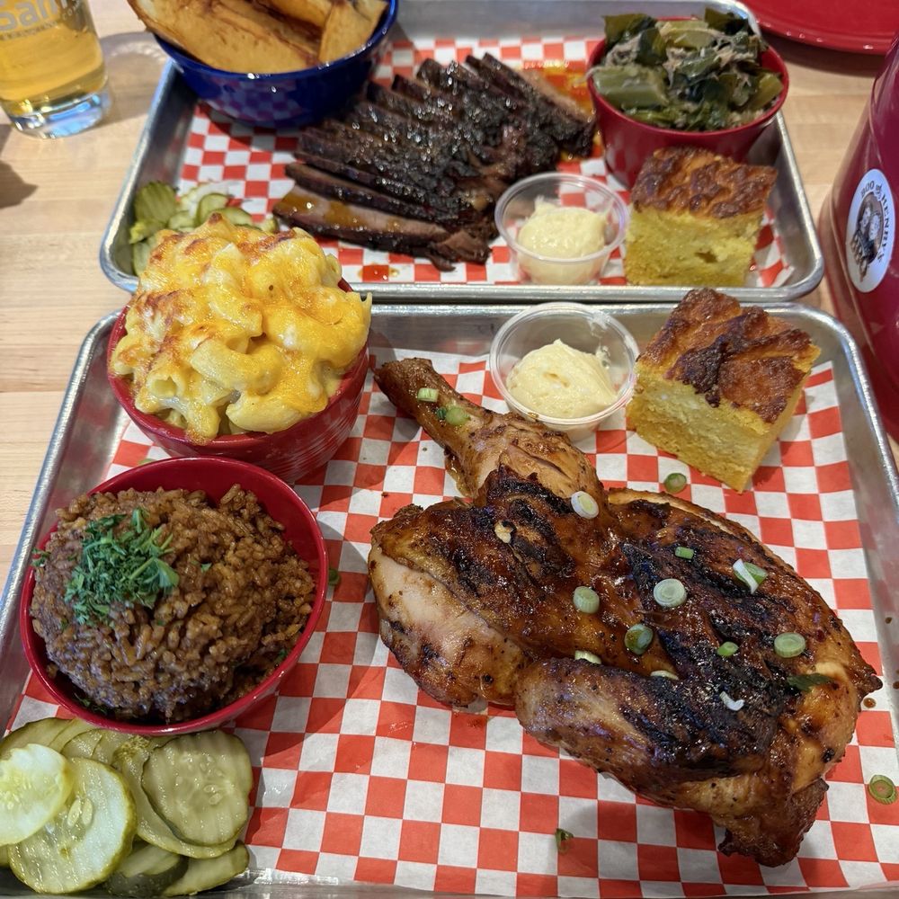 Boo And Henrys - Perfect lunch - Barbeque Near Me - Scottsdale, Arizona