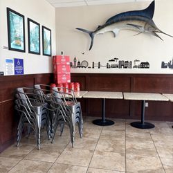 Mr. Fish and Chips - Inside