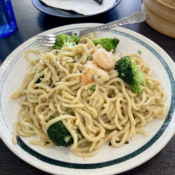 Super Bao - garlic shrimp noodles - Dim Sum Near Me - Mountain View, California Super Bao - garlic shrimp noodles - Dim Sum Near Me - Mountain View, California