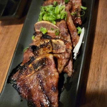 Kan Sushi - Sushi Bars Near Me - Honolulu, Hawaii