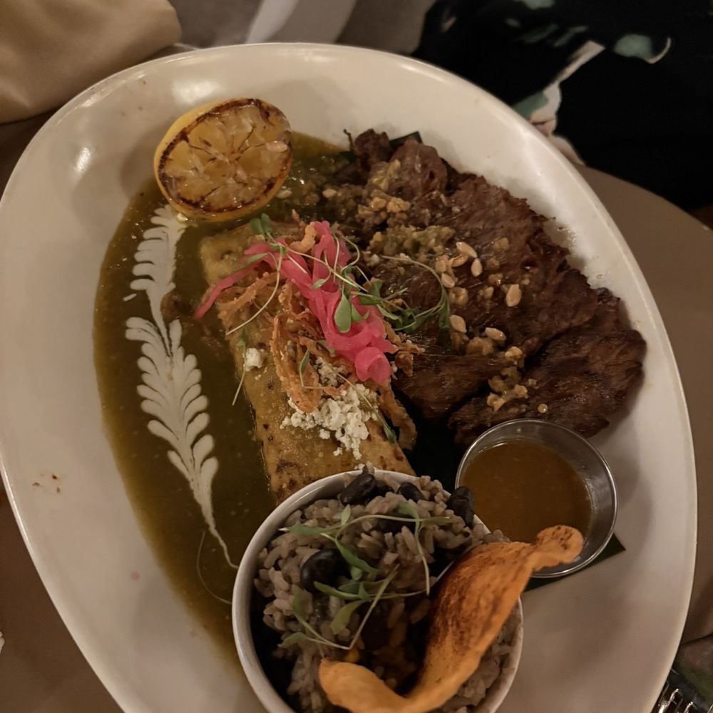 Luna Bistro Cafe - Steak dish - New American Near Me - Long Beach, California Luna Bistro Cafe - Steak dish - New American Near Me - Long Beach, California