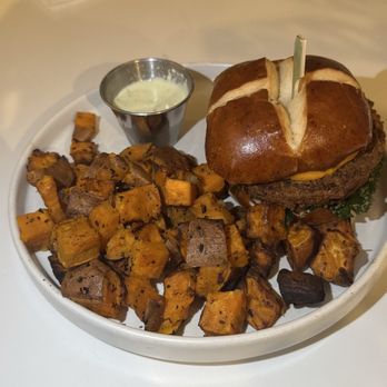 love life cafe - voted "Best veggie burger in America" - Vegan Near Me - Miami, Florida