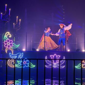 Fantasmic! - Snow White and her Prince - Amusement Parks Near Me - Kissimmee, Florida Fantasmic! - Snow White and her Prince - Amusement Parks Near Me - Kissimmee, Florida