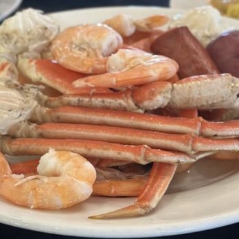 Wilson's Seafood & Grill - Crab Legs - Cajun/Creole Near Me - Midlothian, Texas Wilson's Seafood & Grill - Crab Legs - Cajun/Creole Near Me - Midlothian, Texas