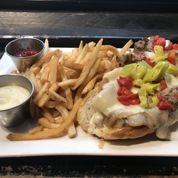 Bardog Tavern - Bars Near Me - Memphis, Tennessee