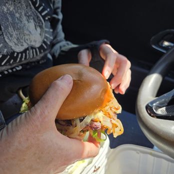 Wanted grill - Cheeseburger with grilled onions - Sandwiches Near Me - Santa Clarita, California Wanted grill - Cheeseburger with grilled onions - Sandwiches Near Me - Santa Clarita, California