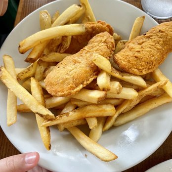 Eggs 'n Things - Chicken Tenders & Fries - Breakfast & Brunch Near Me - Honolulu, Hawaii
