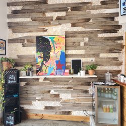 Raw Smoothie Co. - Cute feature wall