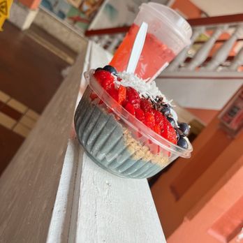 Kaia Bowls - Blue bowl - Acai Bowls Near Me - Clearwater Beach, Florida Kaia Bowls - Blue bowl - Acai Bowls Near Me - Clearwater Beach, Florida