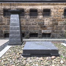 Gedenkstätte Münchnerplatz - Memorial plaque