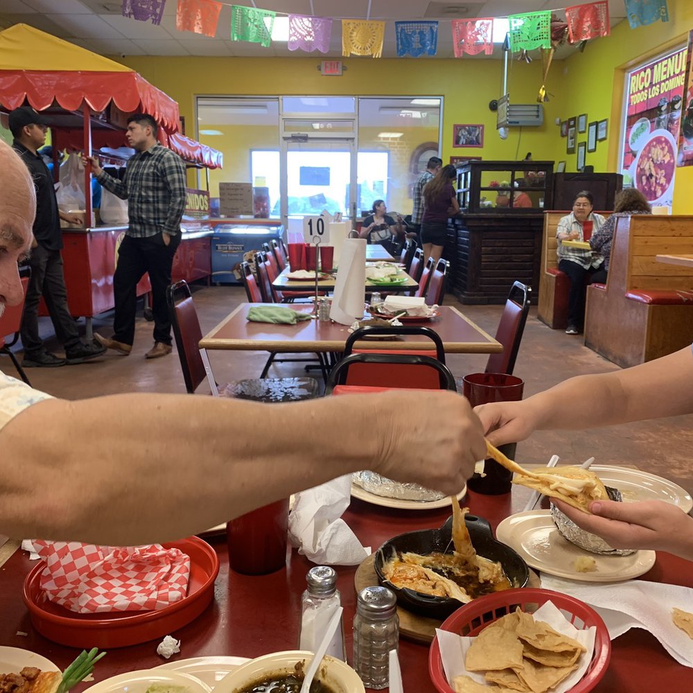 Tacos El Charly - Quest con rajas and chorizo - Mexican Near Me - El Paso, Texas Tacos El Charly - Quest con rajas and chorizo - Mexican Near Me - El Paso, Texas