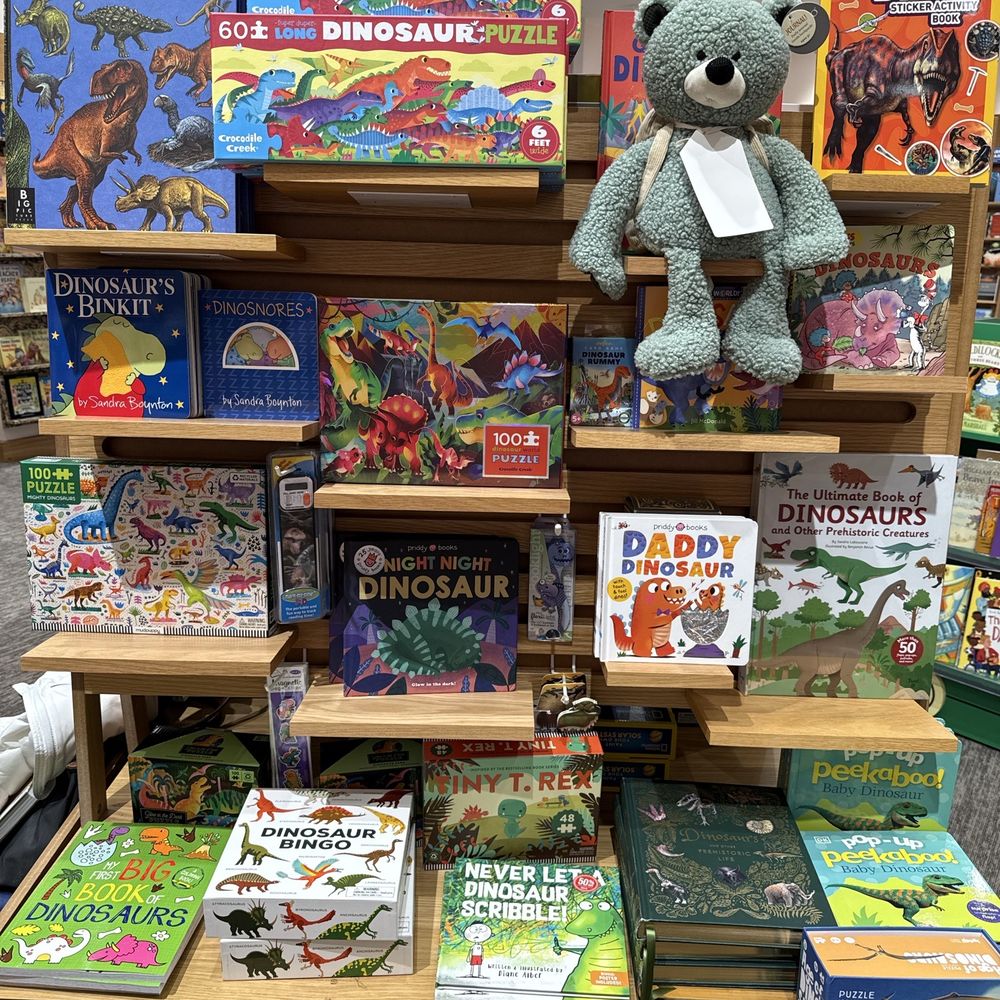 Barnes & Noble - Bookstores Near Me - Walnut Creek, California