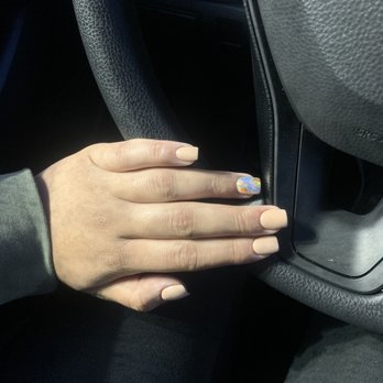 Divine Nails Spa - Nails - Nail Salons Near Me - Lake Mary, Florida