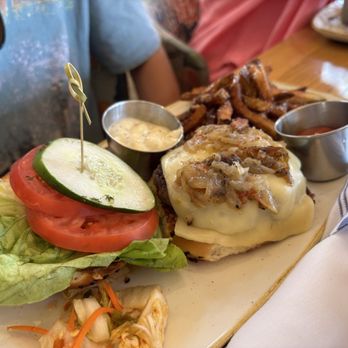 Monkeypod Kitchen - Maui Cattle Company Cheese Burger - New American Near Me - Lahaina, Hawaii Monkeypod Kitchen - Maui Cattle Company Cheese Burger - New American Near Me - Lahaina, Hawaii