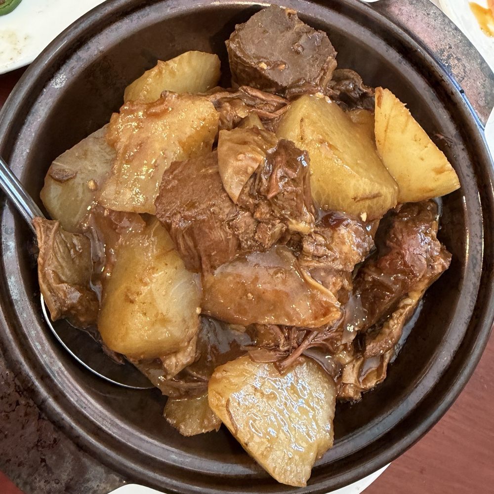 Asia Village - 蘿蔔牛腩煲 - Chinese Near Me - Sunnyvale, California Asia Village - 蘿蔔牛腩煲 - Chinese Near Me - Sunnyvale, California