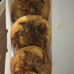 Frau Om kocht