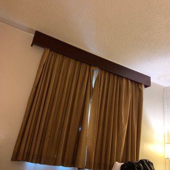 Grand Inn - Broken curtains - Hotels Near Me - Fullerton, California Grand Inn - Broken curtains - Hotels Near Me - Fullerton, California