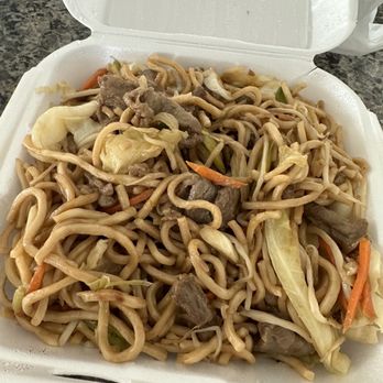 Dim Sum House - Beef  chow mein - Dim Sum Near Me - Sacramento, California