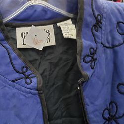 YouthAbility Thrift Shop - Nice brand names