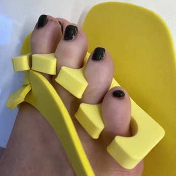 Alli Nails Bar - Nail Salons Near Me - Wayne, Pennsylvania