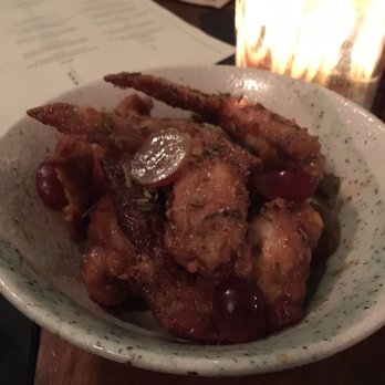 Bo Drake - The Korean Fried Chicken wings: nicely crispy but a bit too sweet to my taste. - Korean Near Me - London, XGL