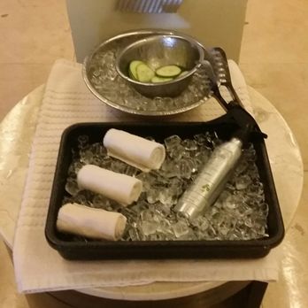 Sun Palace Spa & Salon - Towel cooling station - Day Spas Near Me - Cancún, ROO