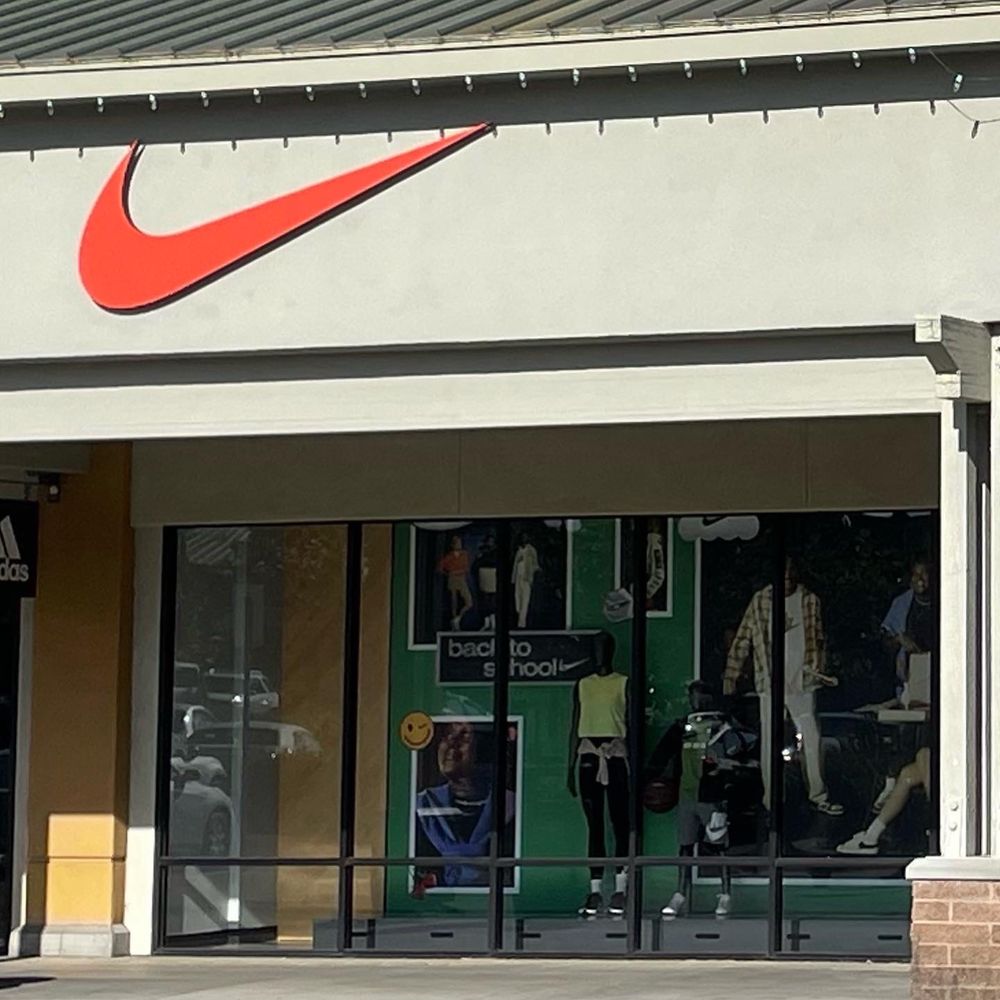Nike Factory Store - Napa - Exterior - Shoe Stores Near Me - Napa, California Nike Factory Store - Napa - Exterior - Shoe Stores Near Me - Napa, California