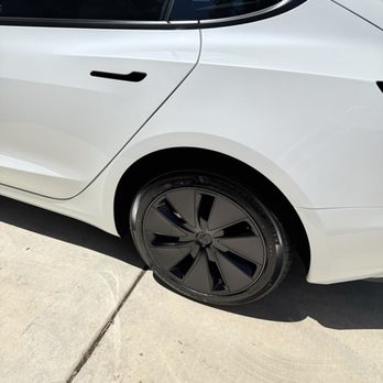 Sokdo S. Detailing - Shiny tire - Auto Detailing Near Me Sokdo S. Detailing - Shiny tire - Auto Detailing Near Me