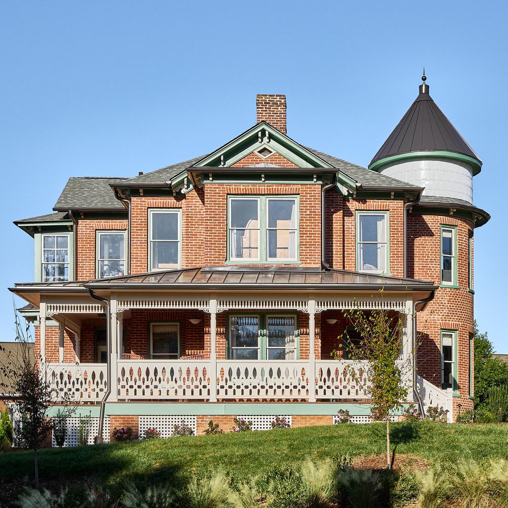 TOP 10 BEST Hotels With Balcony in Asheville, NC - Updated 2026 - Yelp