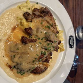 The Common Table - Blackened Chicken over Grits - Breakfast & Brunch Near Me - Frisco, Texas