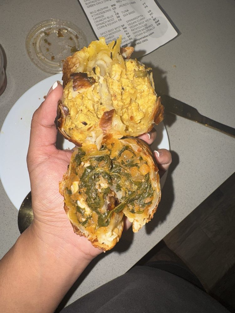 Willy’s Empanada House