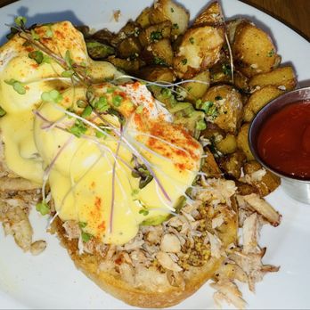 Bloom - Jumbo Crab Bene - American Near Me - Santa Clara, California