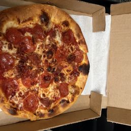 Pepperoni pizza Pepperoni pizza
