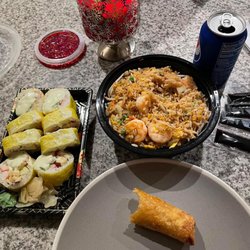 Asian Gourmet & Sushi Bar - Crunchy Ringo roll (fav) shrimp fried rice