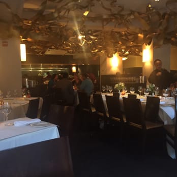 Georgia Brown's - Interior - Southern Near Me - Washington, DC, District of Columbia