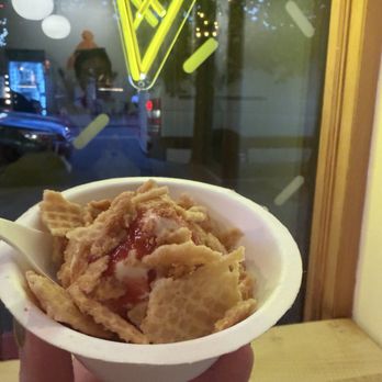 Eb & Bean - Ice Cream & Frozen Yogurt Near Me - Portland, Oregon