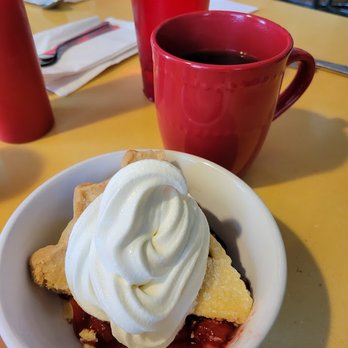 Twede's Cafe - Cherry pie a la mode, coffee - American Near Me - North Bend, Washington Twede's Cafe - Cherry pie a la mode, coffee - American Near Me - North Bend, Washington