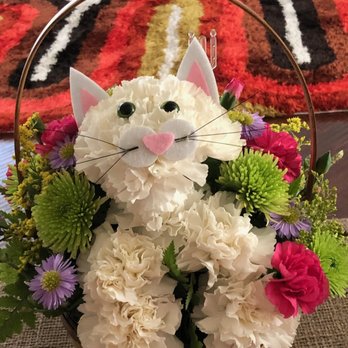 Conroy's Flowers - This is what was sent. As you can see there is no medical bag or item on head. Also basket was considerably smaller. - Florists Near Me - Victorville, California