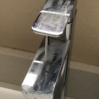 Red Roof Inn - Not clean faucet - Hotels Near Me - Gadsden, Alabama