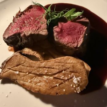 Bellavista - Fillet with mushrooms - Restaurants Near Me - Brunate, Colorado Bellavista - Fillet with mushrooms - Restaurants Near Me - Brunate, Colorado