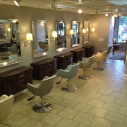 XOMA Salon & Spa