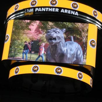 UW-Milwaukee Panther Arena - UWM Graduation - Performing Arts Near Me - Milwaukee, Wisconsin UW-Milwaukee Panther Arena - UWM Graduation - Performing Arts Near Me - Milwaukee, Wisconsin