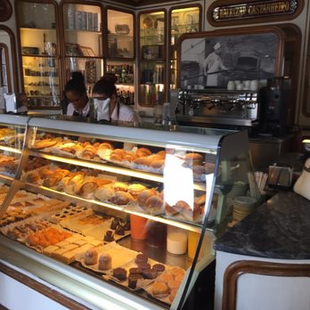 Confeitaria Nacional - Bakeries Near Me - Lisbon, 11