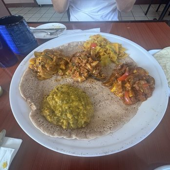 Fatima's Cafe - African Near Me - Worcester, Massachusetts Fatima's Cafe - African Near Me - Worcester, Massachusetts