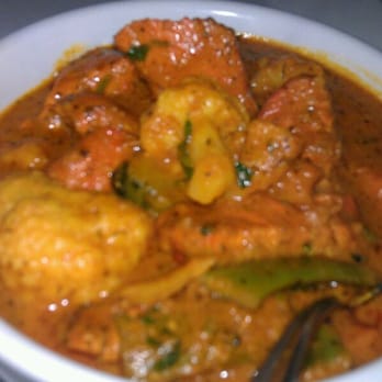 Om - Chicken tikka curry - Indian Near Me - New York, New York