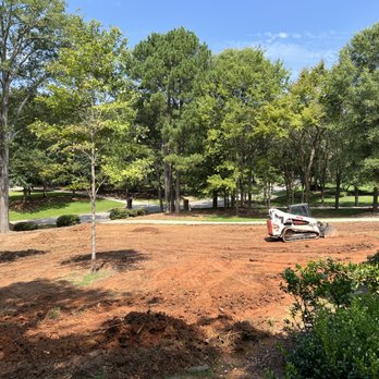Diamond Landscape & Lawn Maintenance - Finishing touches of top soil being prepared for seed - Lawn Services Near Me Diamond Landscape & Lawn Maintenance - Finishing touches of top soil being prepared for seed - Lawn Services Near Me