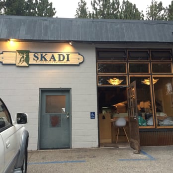 SKADI - Façade. The former Mammoth Brewing Co. tasting room! - Modern European Near Me - Mammoth Lakes, California SKADI - Façade. The former Mammoth Brewing Co. tasting room! - Modern European Near Me - Mammoth Lakes, California