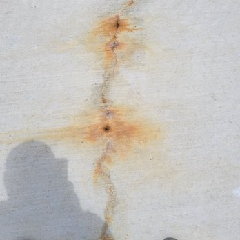 Highland Homes - Cracked driveway. - Real Estate Services Near Me - Lakeland, Florida Highland Homes - Cracked driveway. - Real Estate Services Near Me - Lakeland, Florida